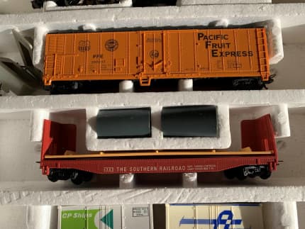 used model railroad equipment for sale