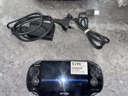 ディスプレイが Sony PS Vita PCH-1002 OLED WIFI 4GBメモリー