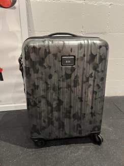 Tumi v3 2025 galvanized silver