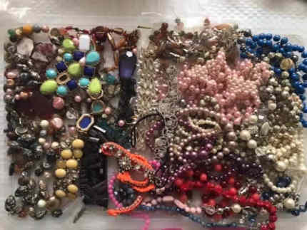 On sale Bundle of costume jewelry