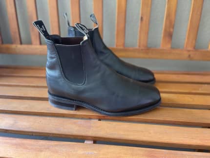 gumtree rm williams boots