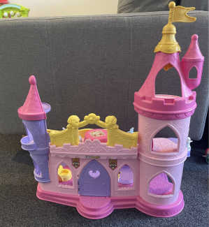 little people princess house