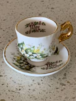 Royal Doulton Brambly Hedge Bone China Footed Cup & Saucer Set  8 Ounce: Cup & Saucer Sets