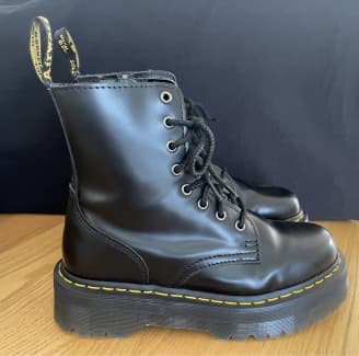 Used doc martens womens 2024 9