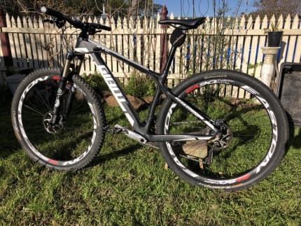 giant mountain bike 29er for sale