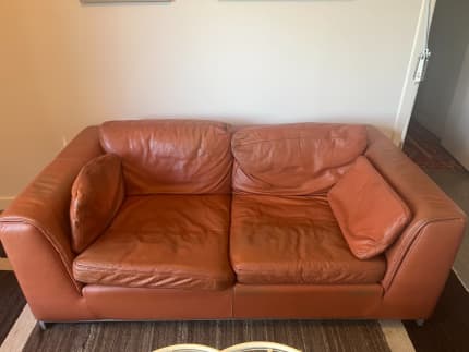 Vintage couch online gumtree