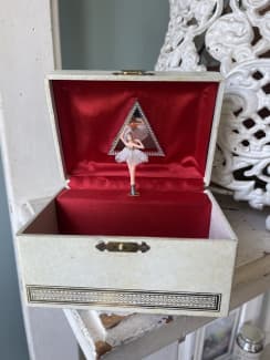 Vintage Jewelry Box 4 Drawers w/ Glass Door Opening | eBay