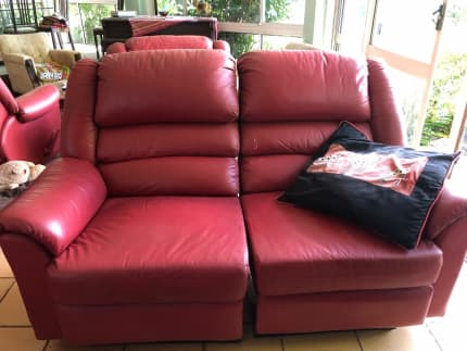 leather recliner chair in Gold Coast Region, QLD