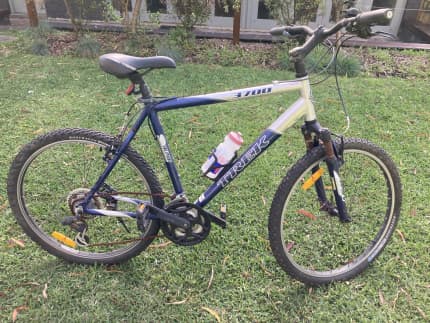 trek 3700 price used