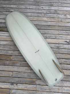 Twin fin store surfboard gumtree