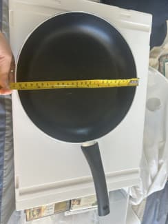 KOMAN] Black Win - Nonstick Titanium Coated Frying Pan - 26 cm