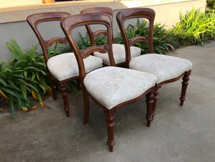 Balloon back chairs online gumtree