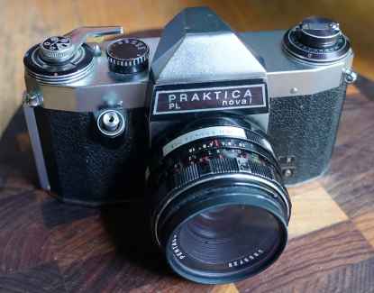 PRAKTICA PL NOVA1/ CARL 愉し ZEISS TESSAR 50