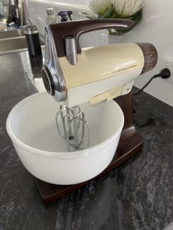 Vintage Sunbeam Mixmaster Power Plus 12 Speed Mixer With Small