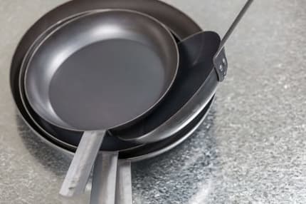 Takumi Carbon Steel Induction Omelette Pan - 15cm