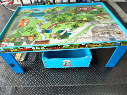 Gumtree sale train table