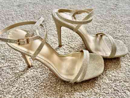 Gold heels perth best sale