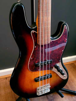 used squier jazz bass