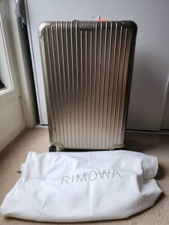 Off-White™ x RIMOWA