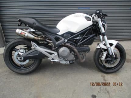 Ducati monster 659 online white