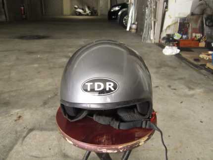 Motorbike store helmet gumtree