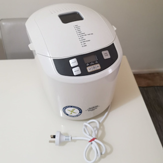 sunbeam bm2500 compact bakehouse 750g bread maker review
