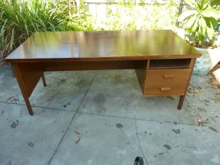 Gumtree study deals desk