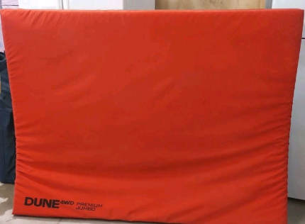 dune 4wd premium jumbo mat with pillow red queen