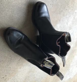 Black Adelaide Cuban Heel Boots, R.M.Williams Chelsea Boots