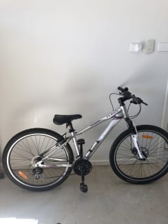 used small womens mountain bike