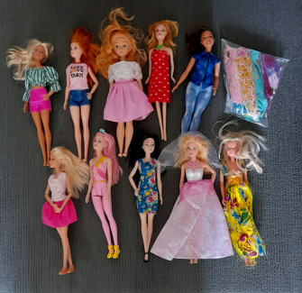 Used barbie doll prices online