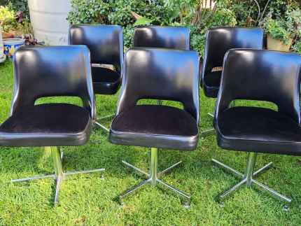 Retro 1970s Swivel Dining Chairs x 6 - Seats have been reupholstered.