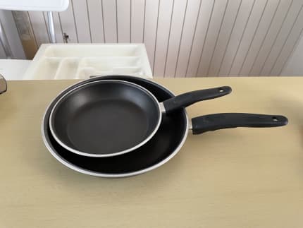 KOMAN] Black Win - Nonstick Titanium Coated Square Pan - 19 cm