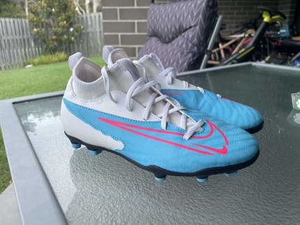 touch football boots rebel