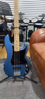 fender precision bass gumtree