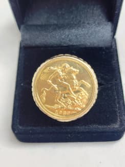 22 carat gold on sale sovereign ring