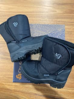 chute snow boots