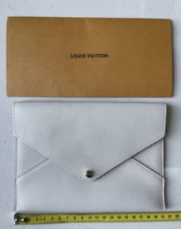 Louis Vuitton MM Kirigami Pochette | Roath's Pawn