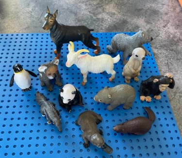 Schleich animals hot sale gumtree