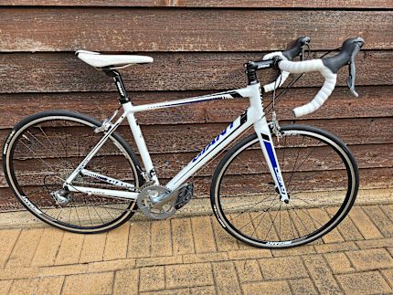 ロードバイク/GIANT DEFY ALUXX SL 6000SERIES BUTTED TUBING OCR
