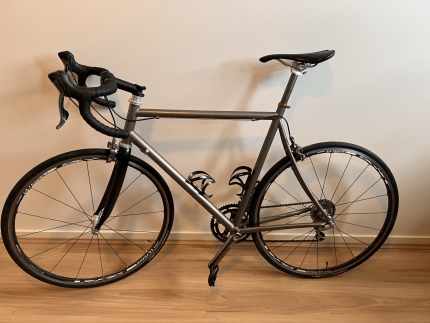 Gumtree titanium bike online