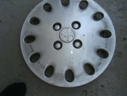 Holden barina outlet hubcaps