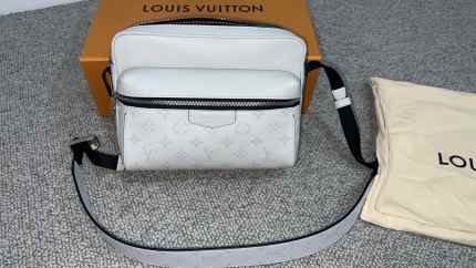 Louis Vuitton Outdoor Messenger Bag Arctic White Taiga Leather