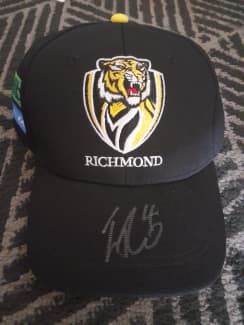 Richmonds 'Tassie Tigers' Signed Jersey SIGNED BY 4