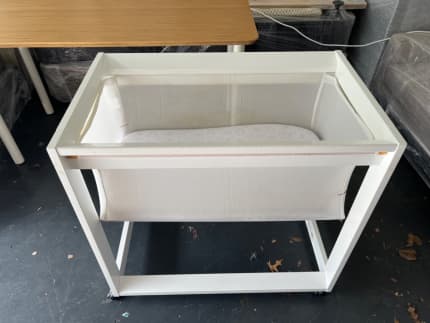 Boori hotsell bassinet gumtree