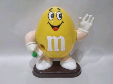 Vintage 1991 M&M Man Candy Dispenser Yellow Peanut M&M Candies Pull  Arm