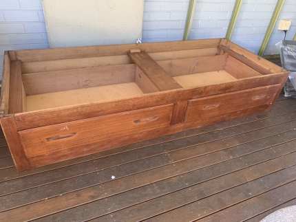 Gumtree daybed store