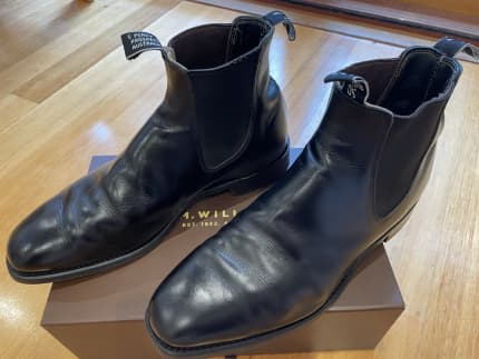 gumtree rm williams boots