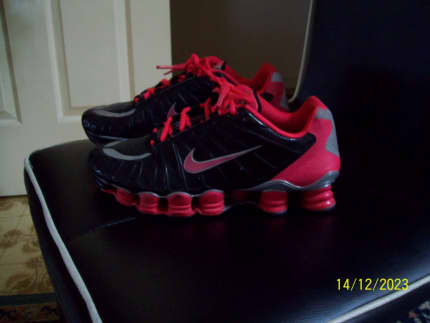 Boys hot sale nike shox