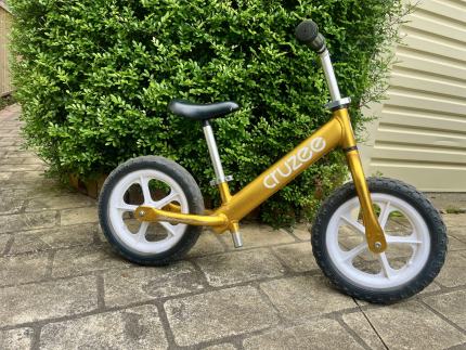 cruzee balance bike Kid s Bicycles Gumtree Australia Free Local Classifieds